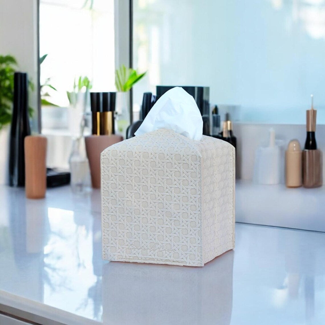 Checkered Rattan Tissue Box Cover